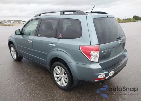 2011 Subaru Forester 2.5X Limited z USA, uszkodzony, nr VIN JF2SHBFC4BH758296